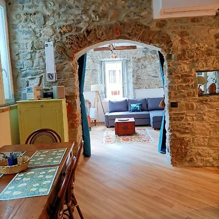 Casa Virginia Nel Borgo * Lierna